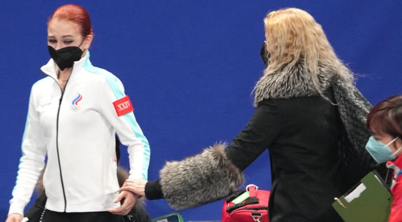 Причиной второго